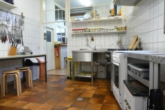 Küche (ggf. für Selbstversorgung)